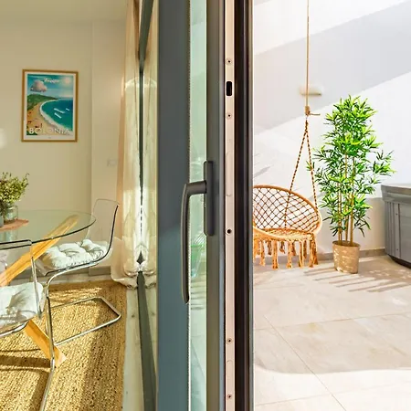 Centre-terrace, Pool, Parking & Home-office Apartment Tarifa