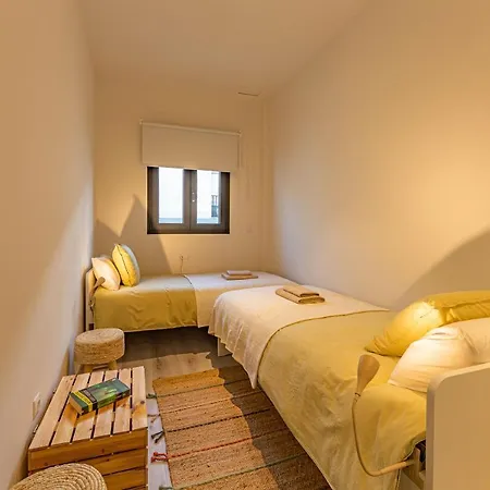 Apartment Centre-terrace, Pool, Parking & Home-office Tarifa