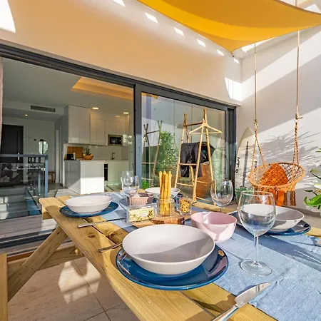 Centre-terrace, Pool, Parking & Home-office Tarifa