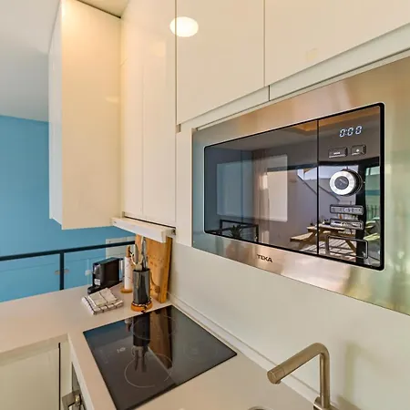 Appartamento Centre-terrace, Pool, Parking & Home-office